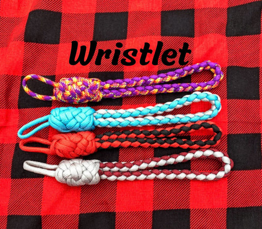 Paracord Wristlet